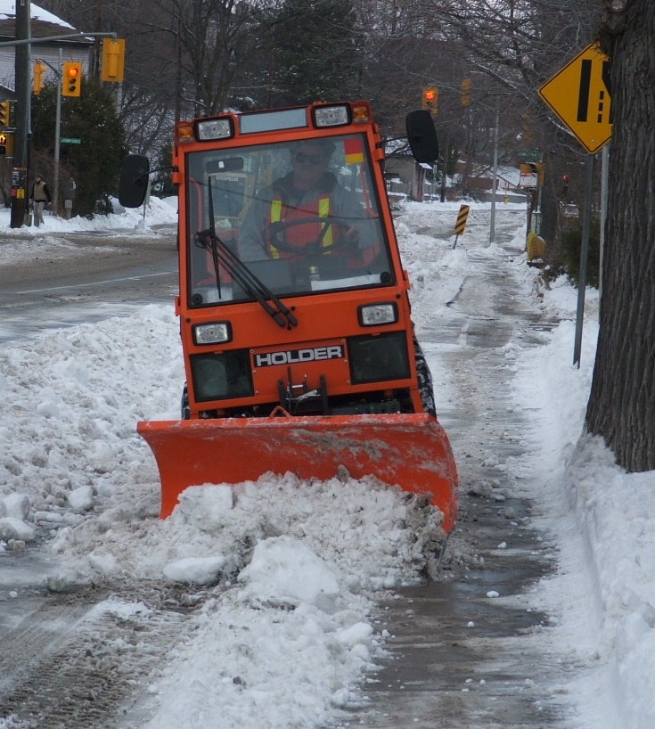 First-Rate Benefits of Hiring a Commercial Snow Removal Service
